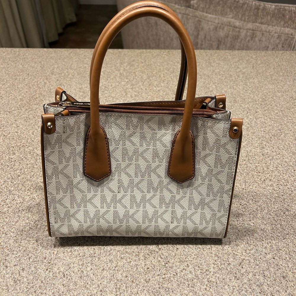 Michael Kors Tan and Cream Satchel - Picture 2 of 5